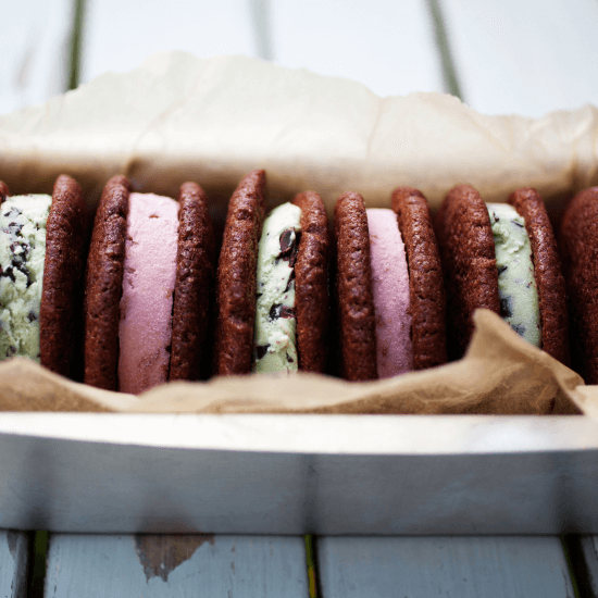 Ice Cream Sandwiches with Fudgy Brownie Cookies