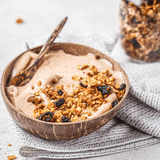 Mocha Granola Smoothie Bowl