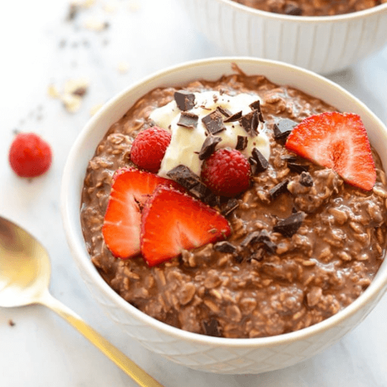 Oatmeal: 5 healthy reasons to add this high-fibre food to your diet
